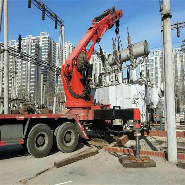 弋阳县就近吊车出租|工地厂房吊装设备租赁|24小时高效响应