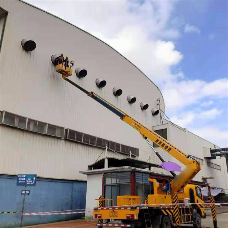 弋阳县高空作业车出租服务：专业广告牌安装解决方案